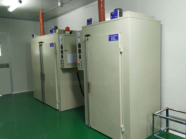 高溫烤箱去除硅膠產品異味